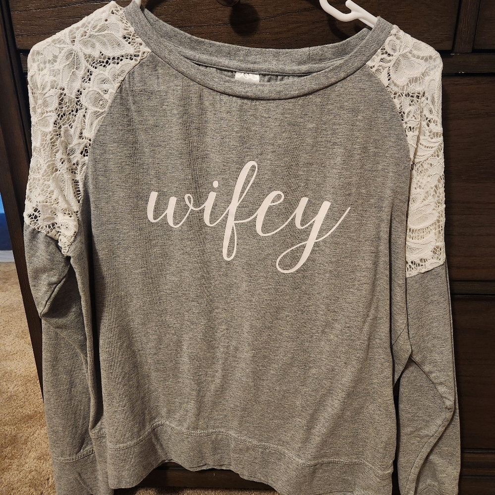 "Wifey" shirt/sweatshirt